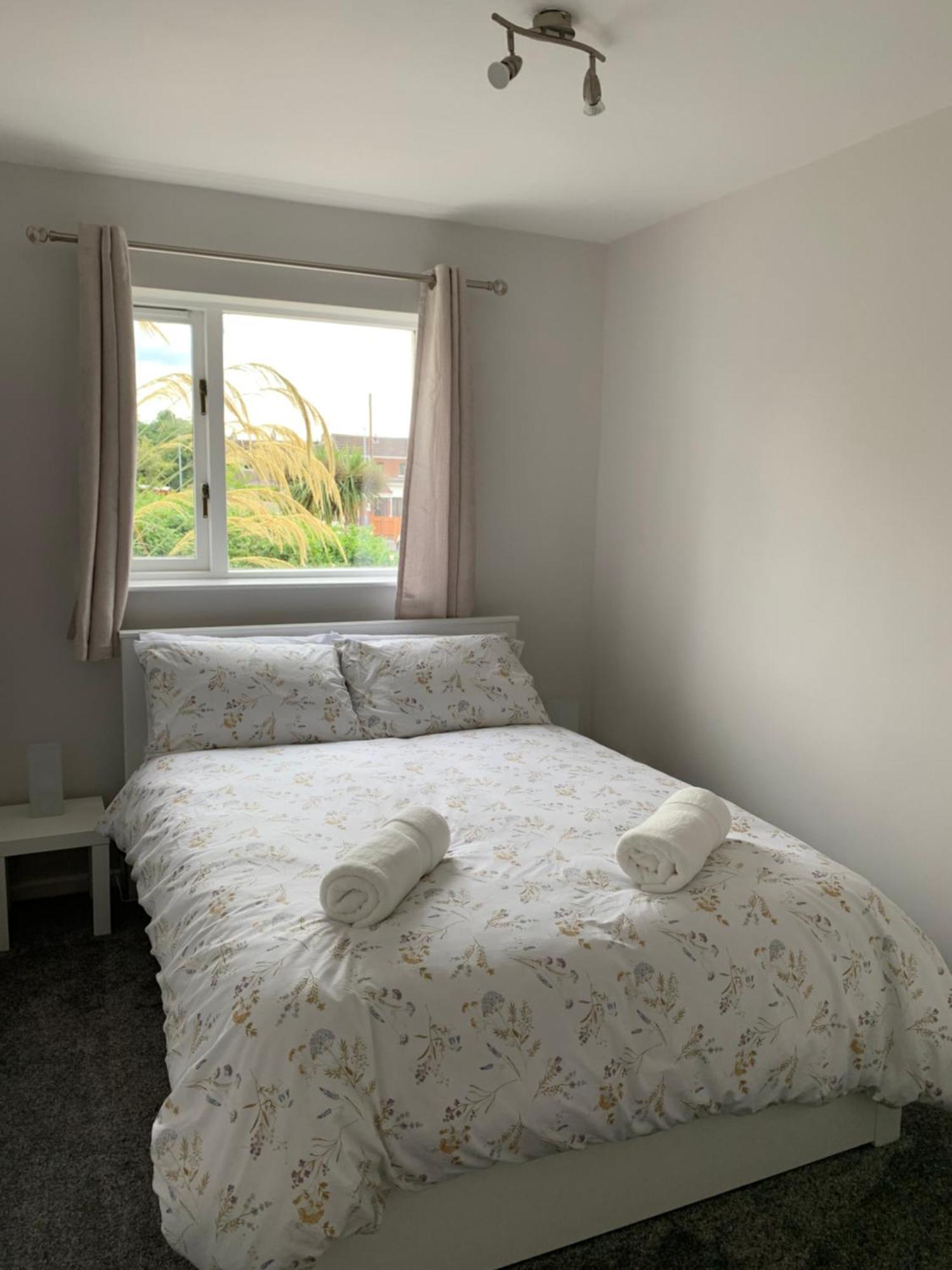 Beautiful Apartment In Newtownabbey Jordanstown Екстериор снимка